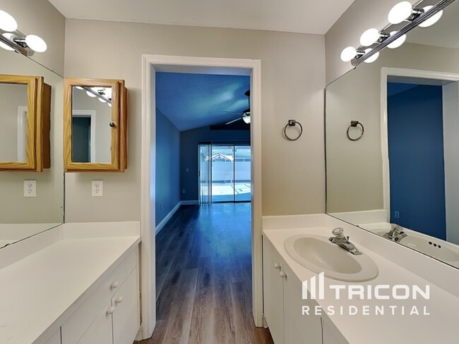 Building Photo - 3610 Blechnum Fern Ln
