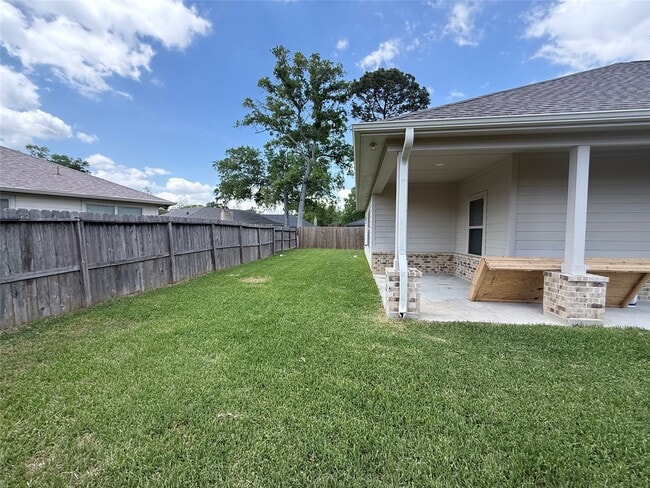 Building Photo - 16119 Port O Call St