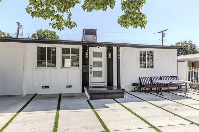 Building Photo - 8206 Cantaloupe Ave
