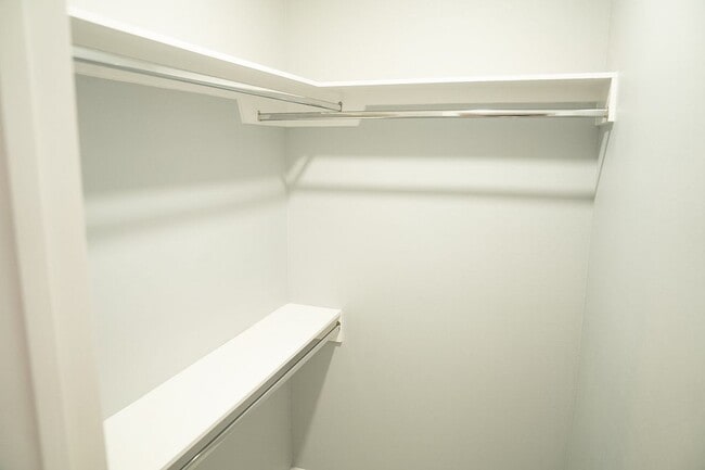 Building Photo - 1019 N Blair Ave