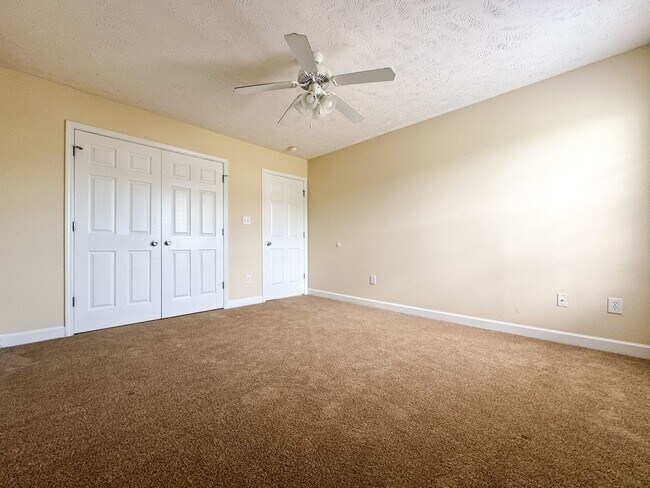 Building Photo - 316 Ivy Wood Lane