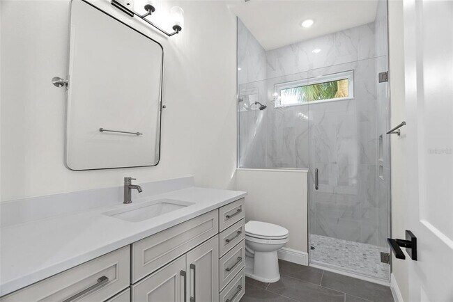 Building Photo - 4009 W Euclid Ave