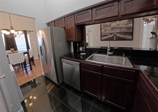 Building Photo - 1881 Bering Dr