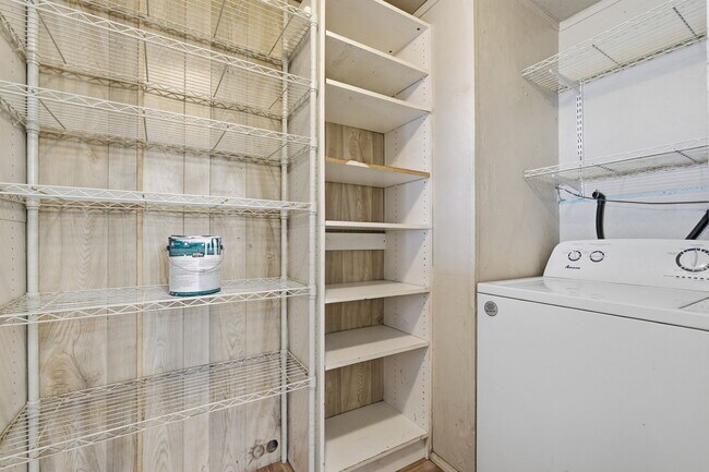 Building Photo - 2237 W Foothill St