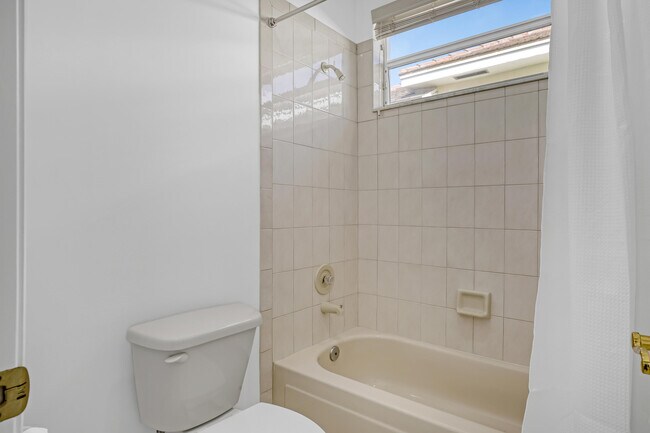 Building Photo - 22 Windward Isle
