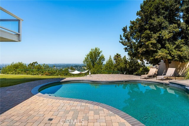 Building Photo - 11081 Hunting Horn Dr