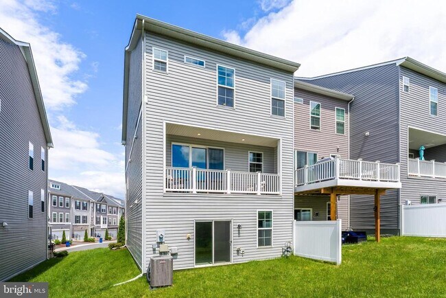 Building Photo - 42403 Arcola Vista Terrace