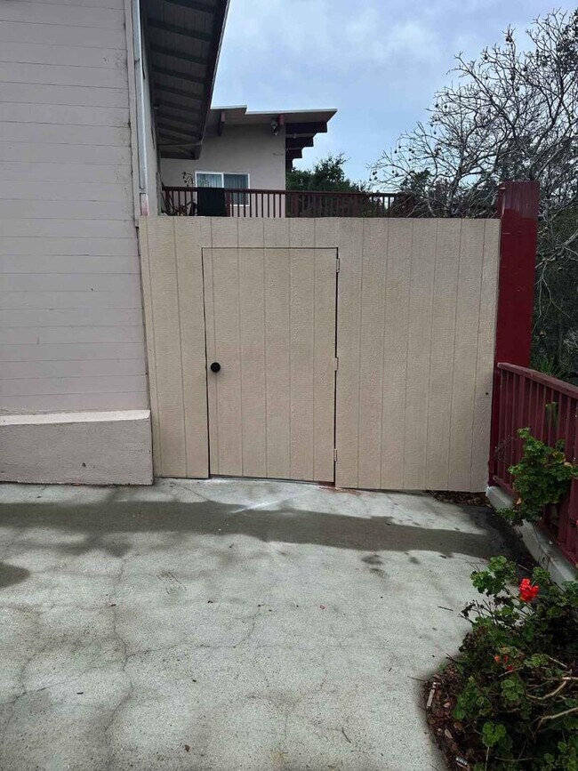 Building Photo - 25 Vía Delizia