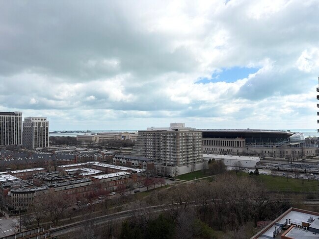 Building Photo - 1600 S Indiana Ave