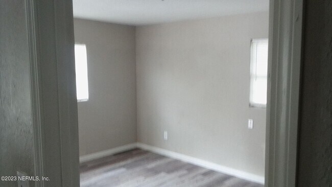 Building Photo - 3137 Kingston St