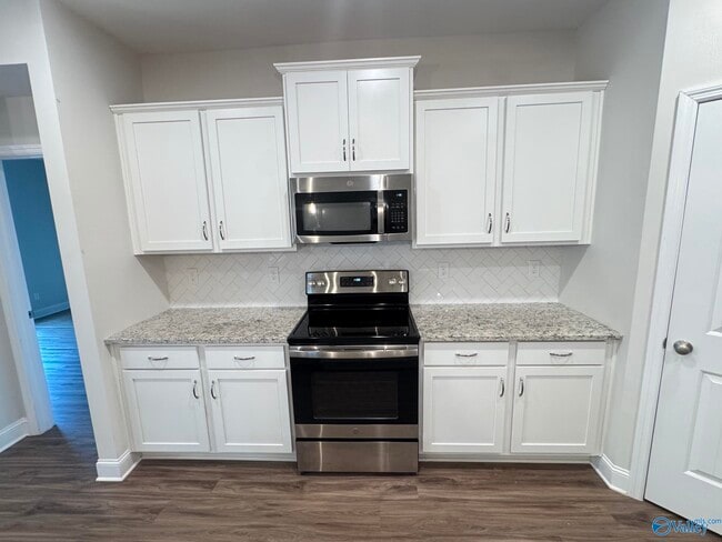 Building Photo - 151 Williams Pointe Boulevard SW