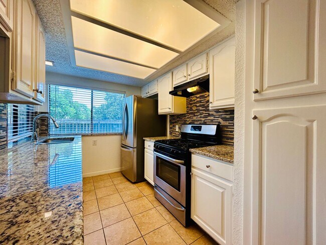 Building Photo - 8325 Fathom Cir