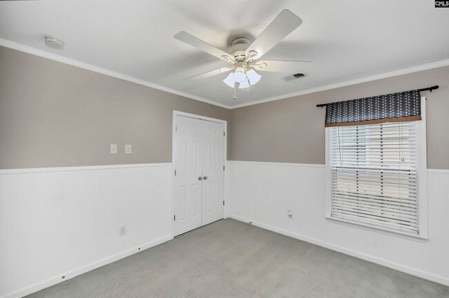 Building Photo - 331 Bracken Dr