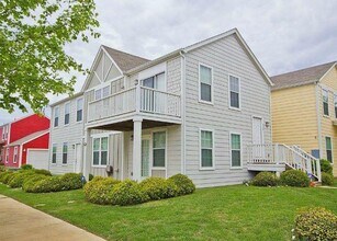 Building Photo - 124 Trestle Tree