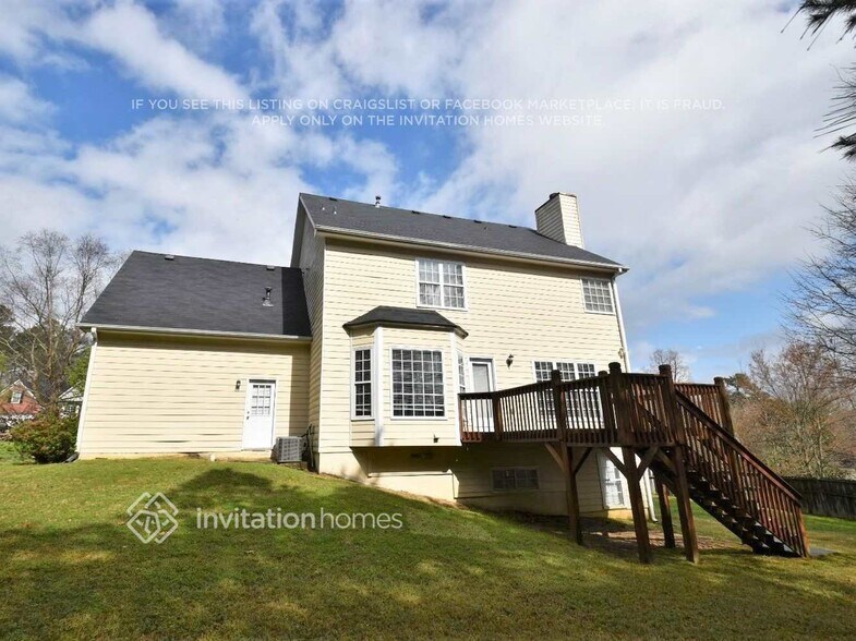 Building Photo - 655 Willowwind Dr