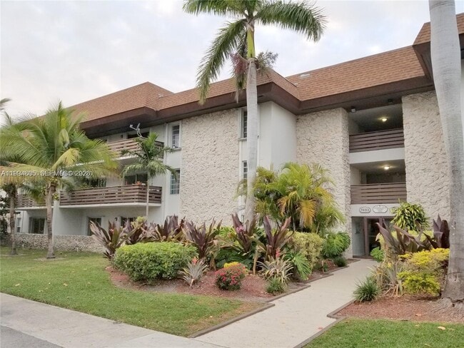 Building Photo - 7483 SW 82nd St