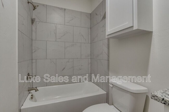 Building Photo - 11605 Mackenzie Wy