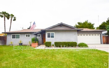 Building Photo - 679 Randy Dr