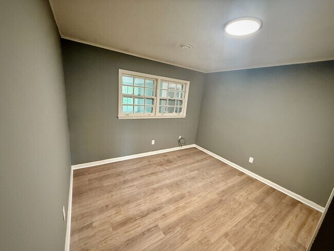 Building Photo - 5114 Old Canton Rd