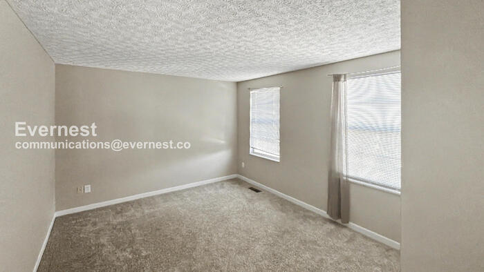 Building Photo - 6330 Wyler Dr