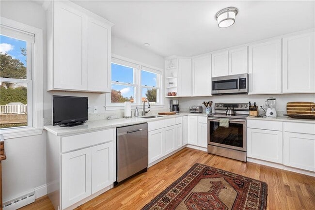 Building Photo - 6 Cliff Ter