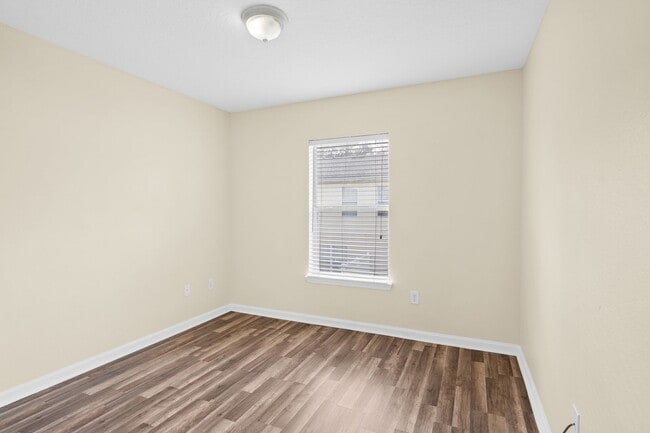 Building Photo - Gated Community