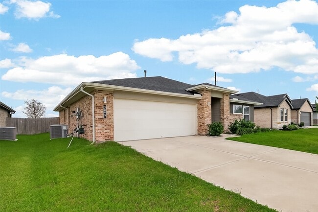 Building Photo - 3827 Pierce Pl Ln