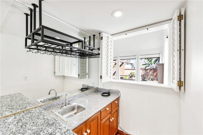 Building Photo - 16293 Wayfarer Ln