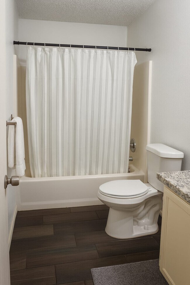 Building Photo - 3108 Highland Park Ave