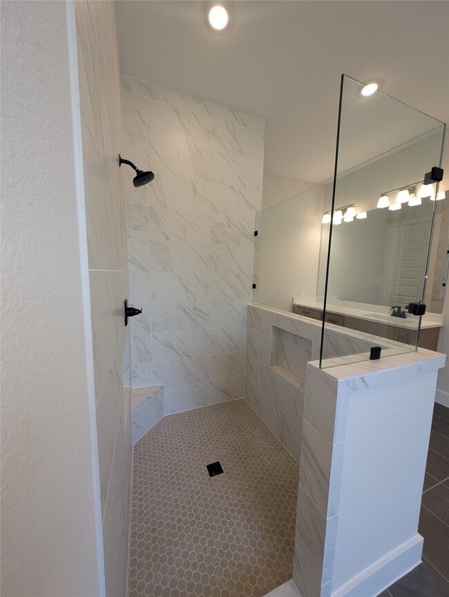 Building Photo - 13826 Arroyo Grande Dr