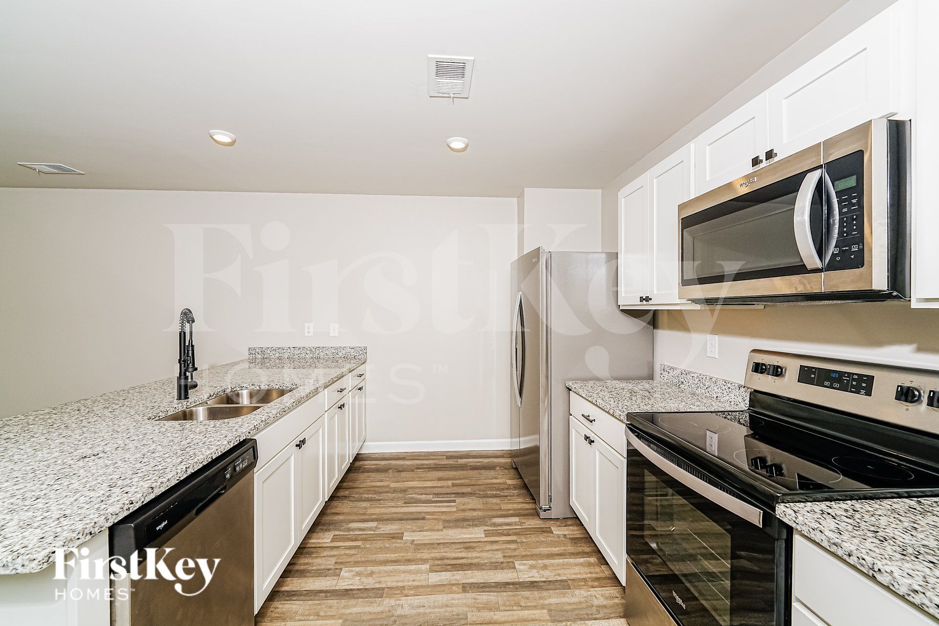 Building Photo - 40 Stevens Cv Dr