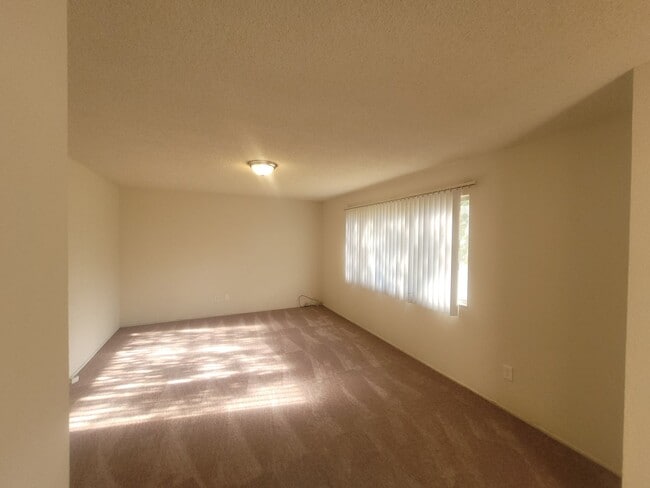 Building Photo - Citrus Heights 3 bedroom