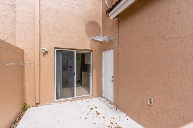 Building Photo - 2312 SE 21st St