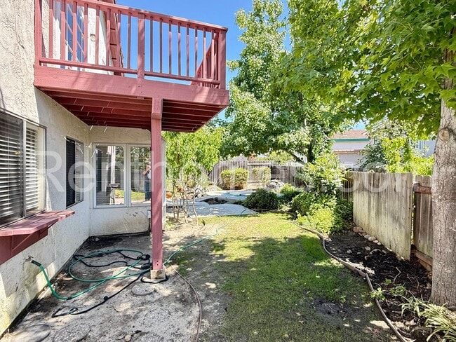 Building Photo - 10515 Carrington Dr