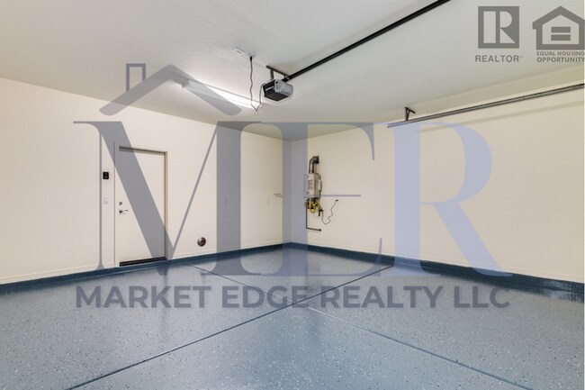 Building Photo - 3 Bed/2.5 Bath House in Gilbert! JOIN THE ...