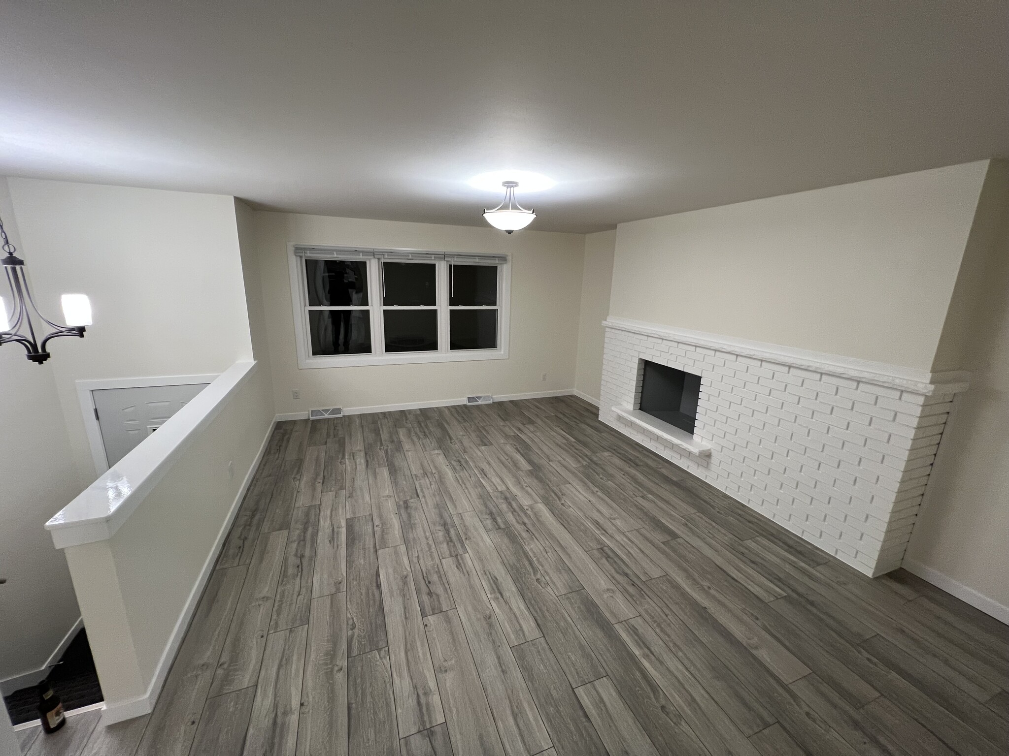 Building Photo - 6120 Strathmore Ln