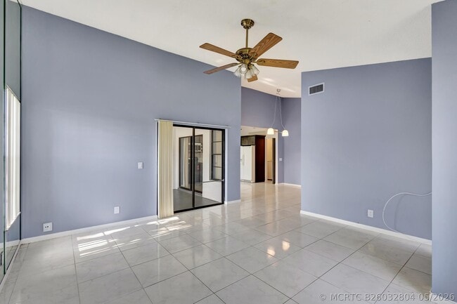 Building Photo - 4385 Willow Brook Cir