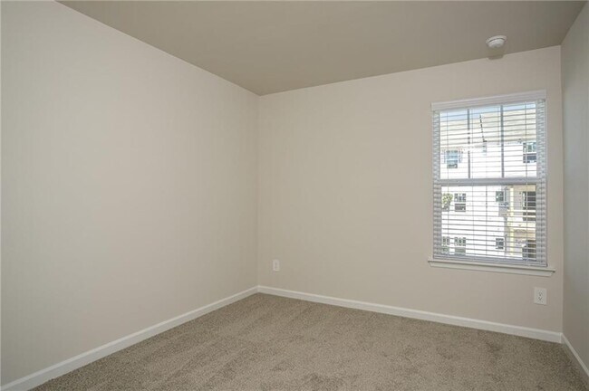 Building Photo - 4174 Holland Grv Rd