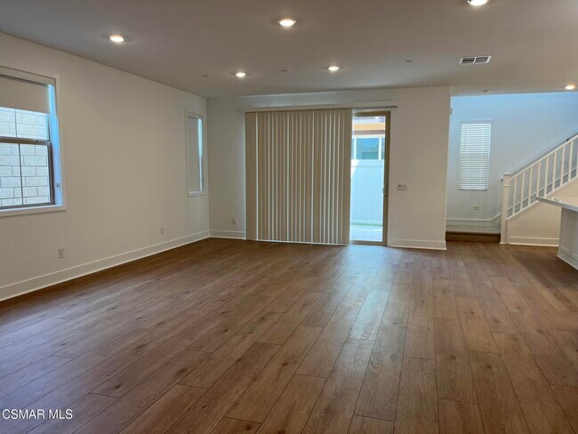 Building Photo - 687 Guy Turner Dr