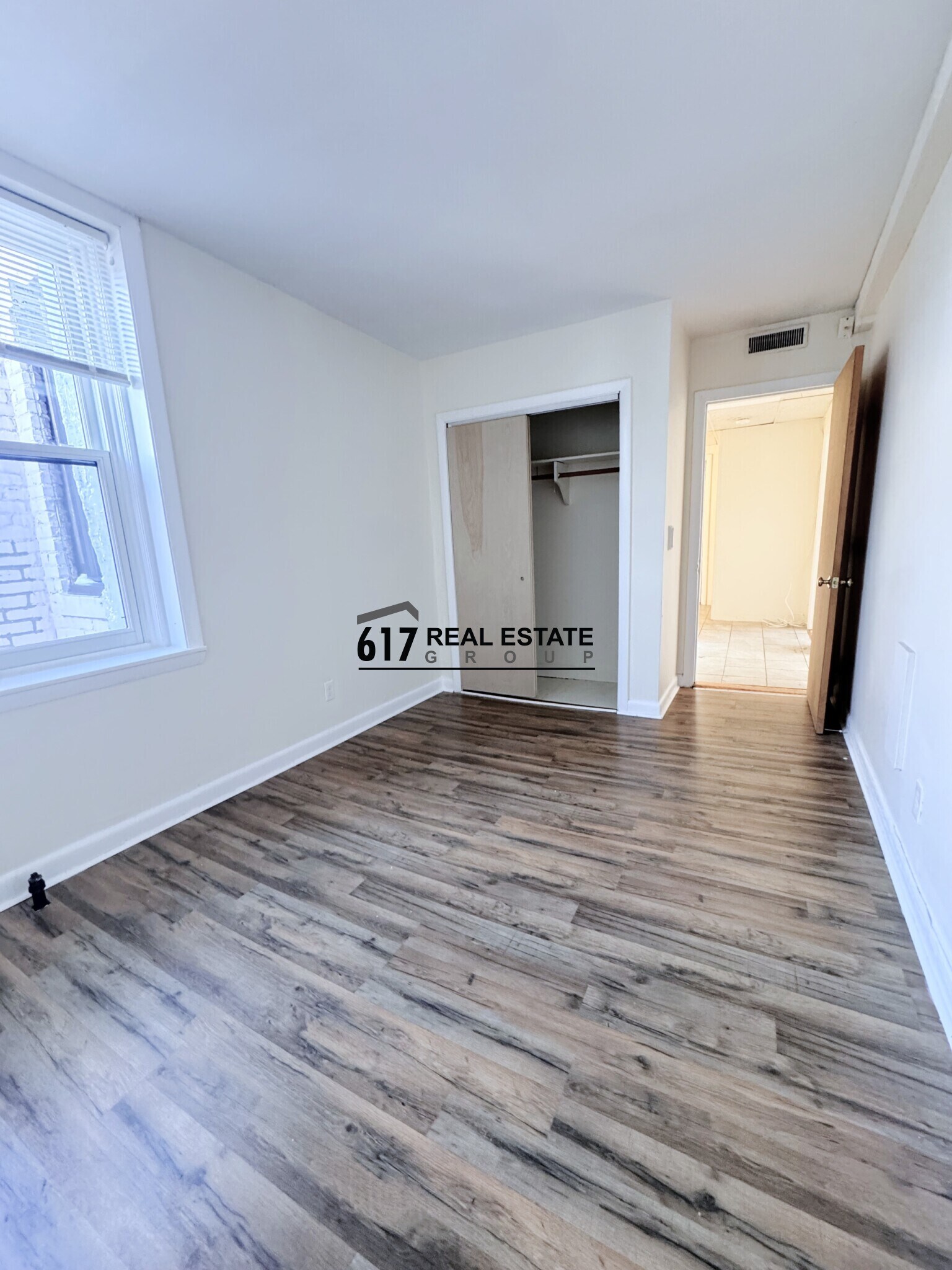 Building Photo - 1131 Commonwealth Ave