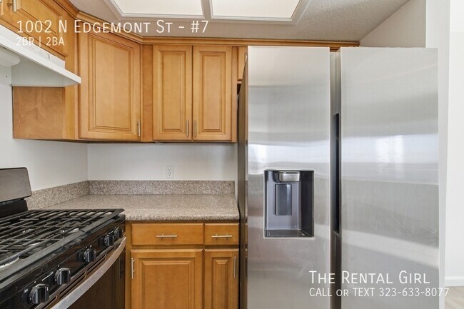 Building Photo - 1002 N Edgemont St