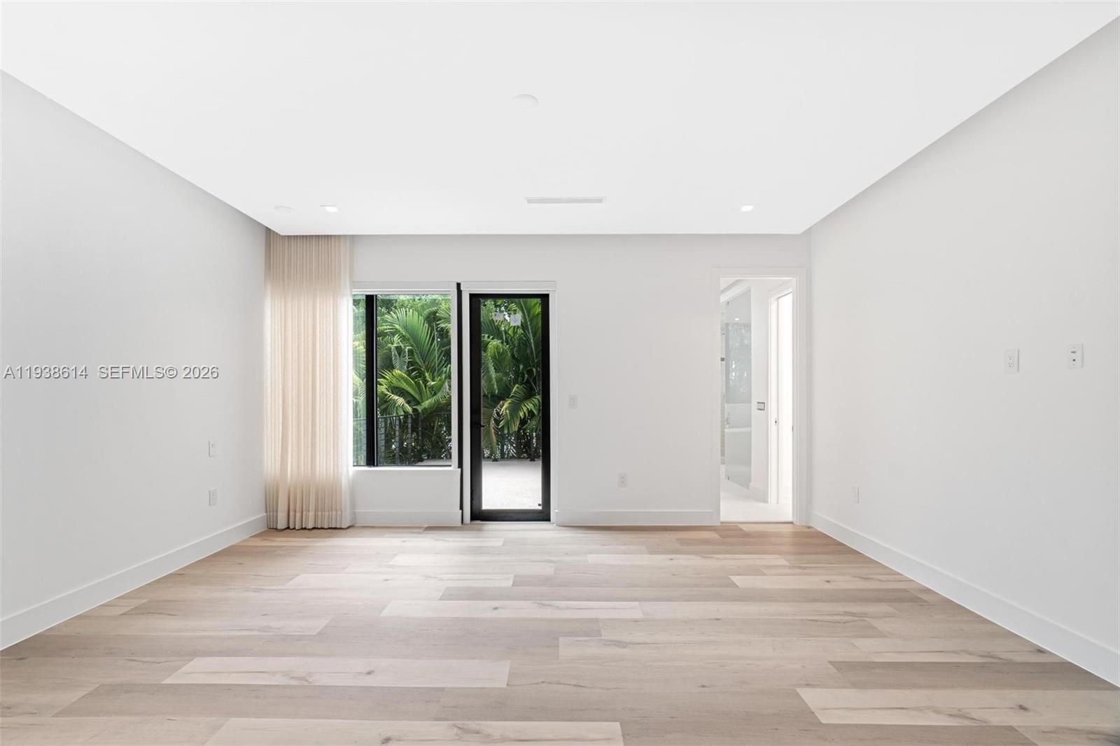 Building Photo - 10536 NW 67th Ter