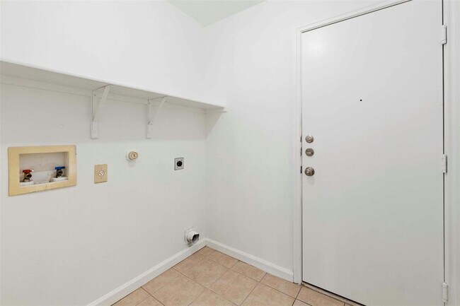 Building Photo - 12524 Sky Harbor Dr