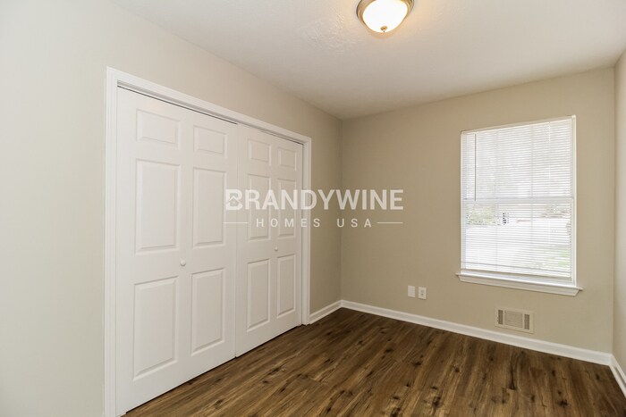 Building Photo - 1334 Colonial Trce NW