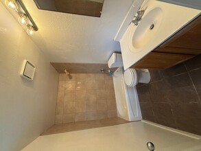 Building Photo - 809 N 9th Ave