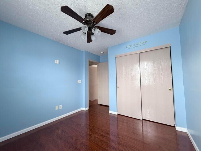 Building Photo - 9135 Windy Creek Dr