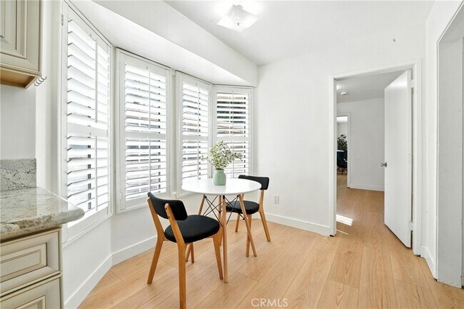 Building Photo - 5841 Arroyo Dr