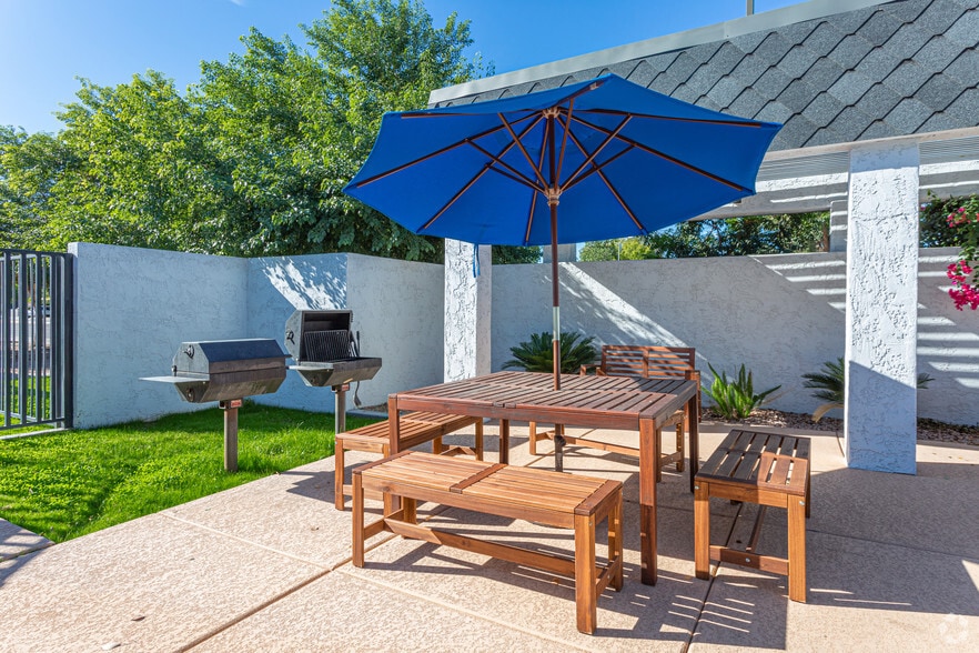 BBQ Area - Station 19
