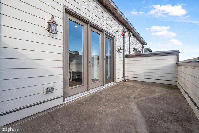 Building Photo - 16253 Connors Wy