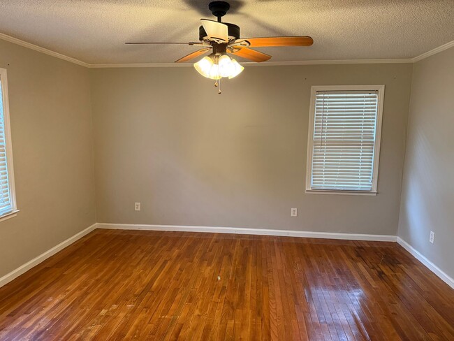 Building Photo - 3 Bed 2 Bath Home in Lee County for Rent